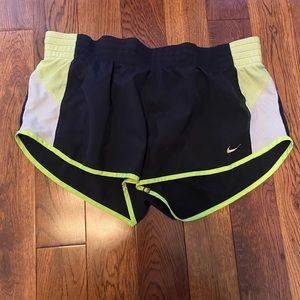 Medium black & green nike shorts